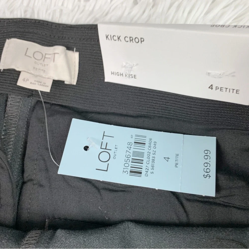 Loft petite high rise kick cropped pin tuck pants in grey‎ flat front - Picture 8 of 14